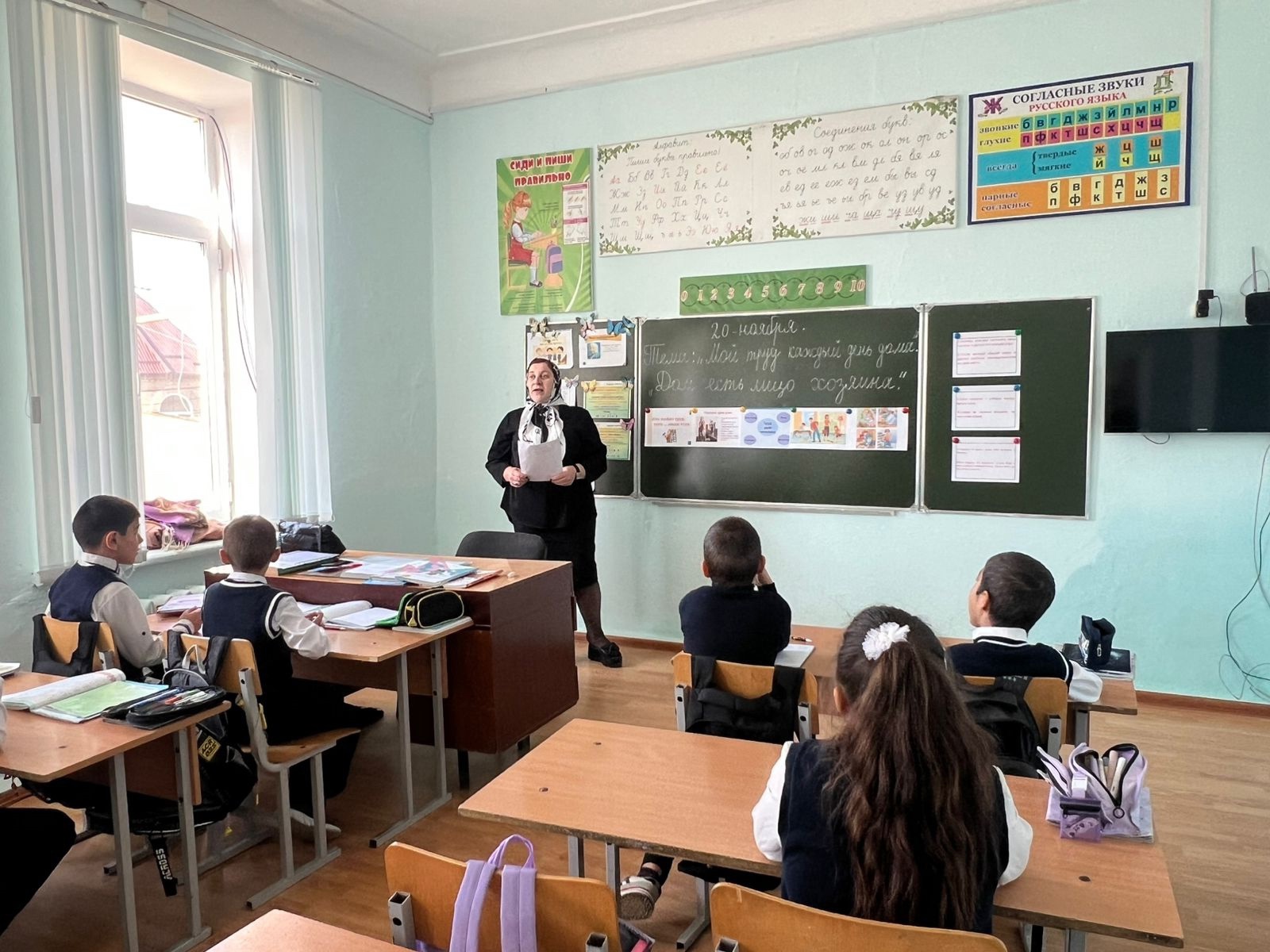 В МБОУ «Нижнеказанищенская СОШ 2 им. Наби Ханмурзаева» с 11-15 была проведена неделя профориентации.